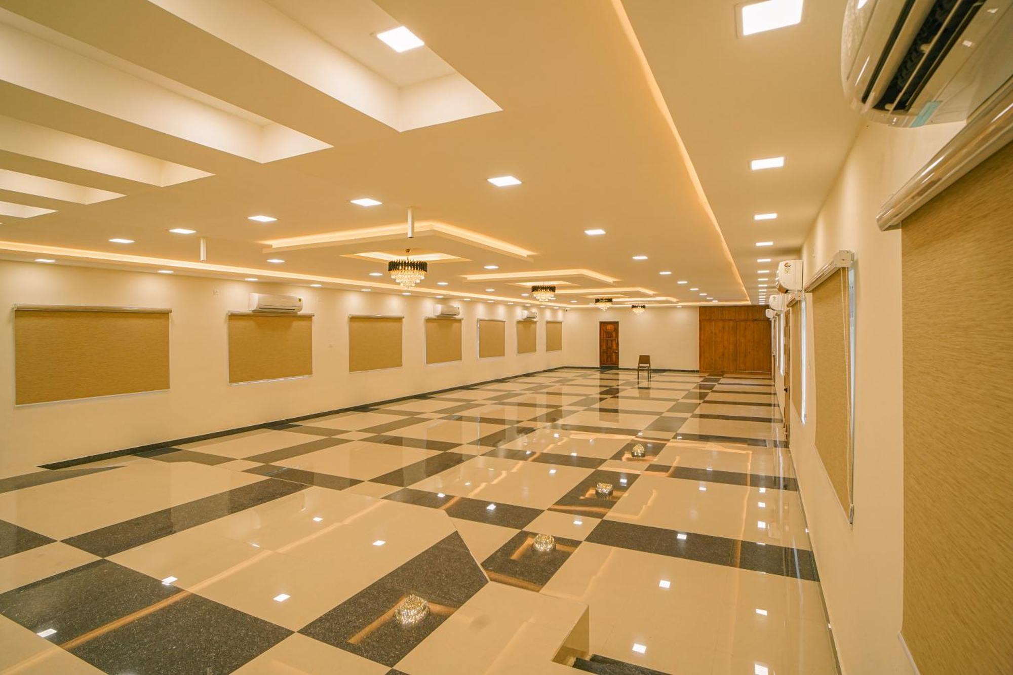 Tpc Camphor Hotel Tiruchirappalli Luaran gambar